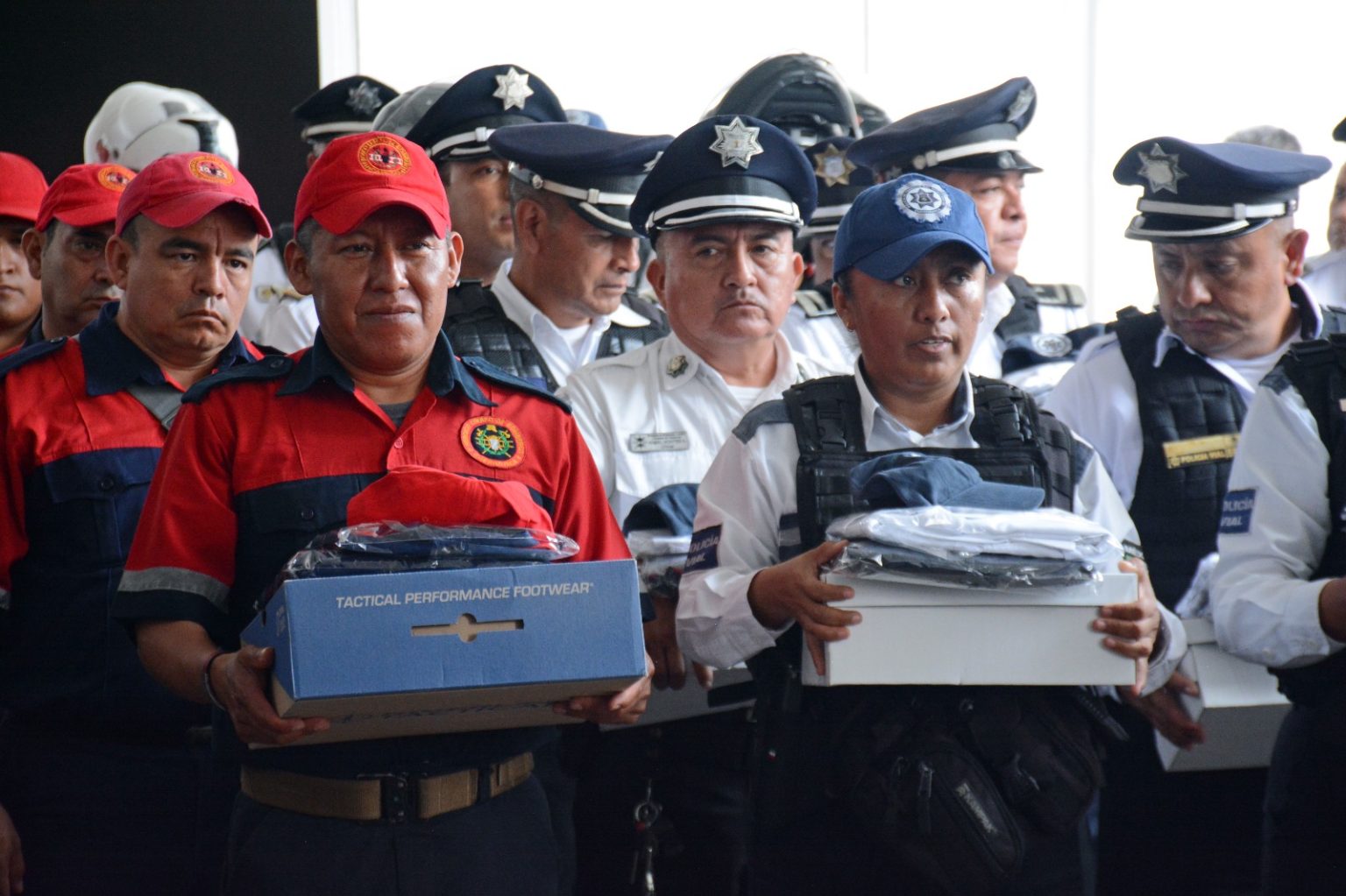 B1260 11 09 23 CUMPLEN JOSÉ LUIS URIÓSTEGUI Y CABILDO CON LA ENTREGA DE