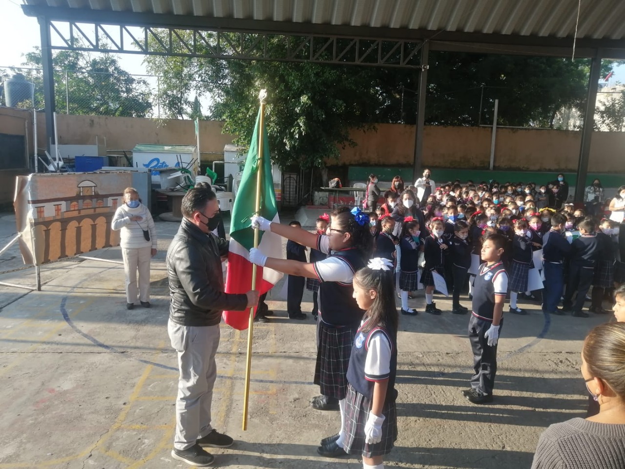 F191 031022 Conmemoran En Escuela Primaria De Ocotepec Natalicio De JosÉ MarÍa Morelos Y PavÓn