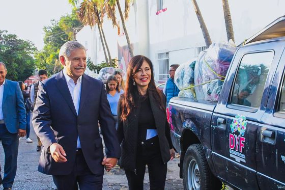 B791 11/12/25 DIF CUERNAVACA REFUERZA SU APOYO INVERNAL CON UNA NUEVA ENTREGA DE COBIJAS Y PRENDAS A FAMILIAS EN SITUACIÓN DE VULNERABILIDAD