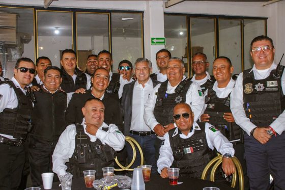 F131 22/12/25 REFRENDA JOSÉ LUIS URIÓSTEGUI RESPALDO A LA POLICÍA VIAL EN ENCUENTRO NAVIDEÑO