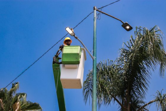 B1136 27/04/26 GOBIERNO MUNICIPAL ARRANCA PROGRAMA INTEGRAL “ILUMINANDO CUERNAVACA”