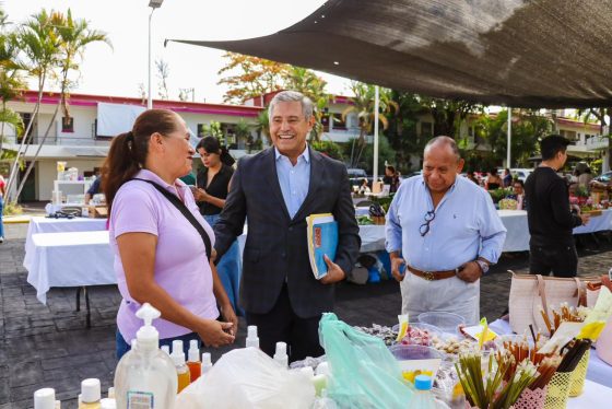B1278 15/06/26 AYUNTAMIENTO DE CUERNAVACA REALIZA EL BAZAR ESENCIA PARA PROMOVER EL CONSUMO LOCAL Y EL EMPRENDIMIENTO