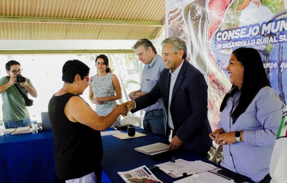 B1312 29/06/26 CUERNAVACA IMPULSA MOVILIDAD SEGURA PARA PRODUCTORES DEL CAMPO CON ENTREGA DE CALCOMANÍAS Y CREDENCIALES