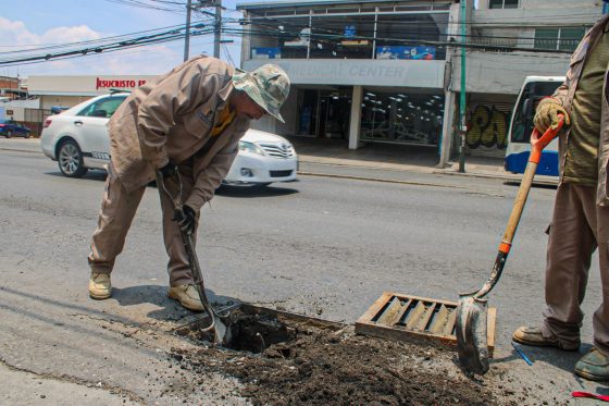 B1243 04/06/26 FORTALECE CUERNAVACA LA OPERATIVIDAD DE REJILLAS PLUVIALES MEDIANTE JORNADAS PERMANENTES DE LIMPIEZA