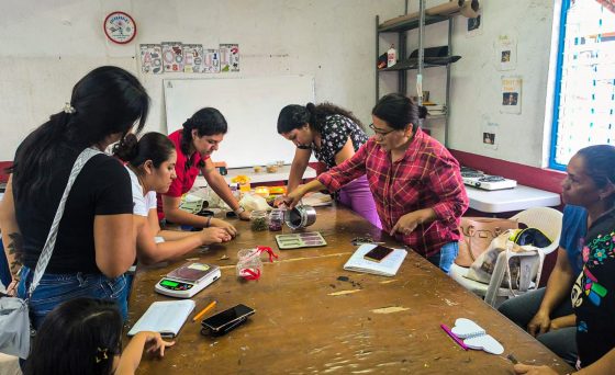 B1261 11/06/26 IMPULSA CUERNAVACA EL EMPRENDIMIENTO COMUNITARIO A TRAVÉS DE TALLER DE VELAS ARTESANALES