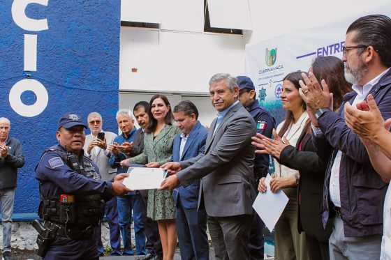 B1256 10/06/26 RECONOCE JOSÉ LUIS URIÓSTEGUI A POLICÍAS DESTACADOS POR SU VALENTÍA Y RESULTADOS EN FAVOR DE LA SEGURIDAD DE CUERNAVACA
