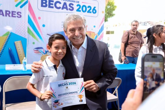 B1450 14/08/26 CUERNAVACA RECONOCE EL DESEMPEÑO ACADÉMICO DE HIJAS E HIJOS DE TRABAJADORES MUNICIPALES