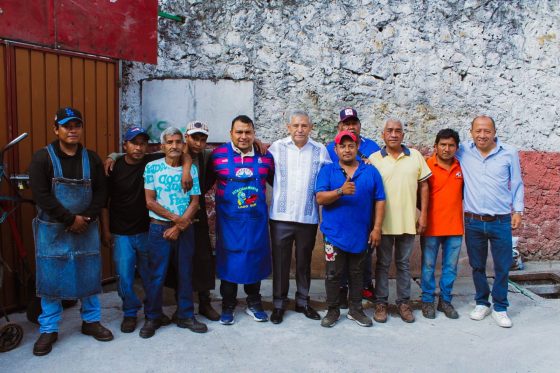 B1472 24/08/26 LIDERAZGOS DEL ALM RECONOCEN AL ALCALDE JOSÉ LUIS URIÓSTEGUI POR REHABILITACIÓN DEL PATIO DE CONTENEDORES QUE MEJORA LAS CONDICIONES DE HIGIENE