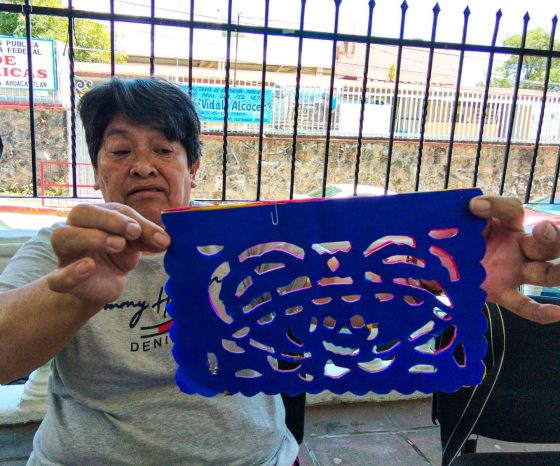 B1552 20/09/26 FORTALECE AYUNTAMIENTO DE CUERNAVACA LA PARTICIPACIÓN COMUNITARIA A TRAVÉS DEL TALLER DE PAPEL PICADO